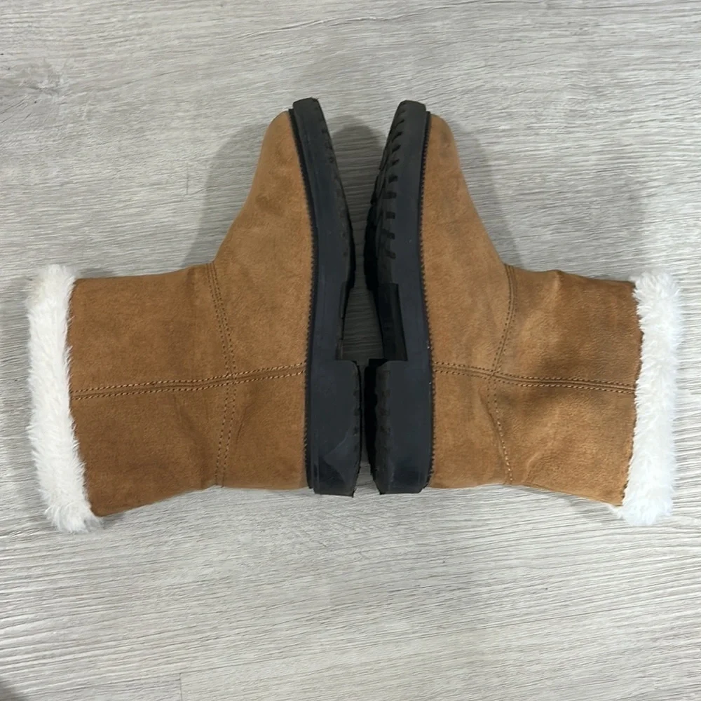 Old navy • girls faux suede faux fur lined boots